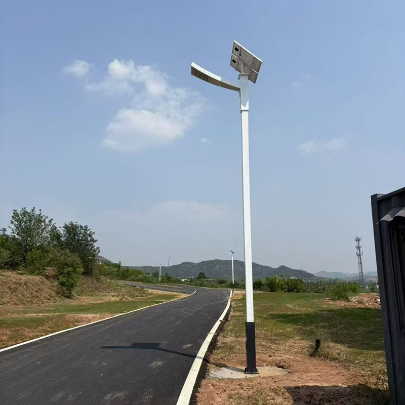 公園太陽能路燈生產(chǎn)廠家