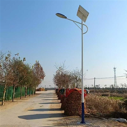 太陽能路燈